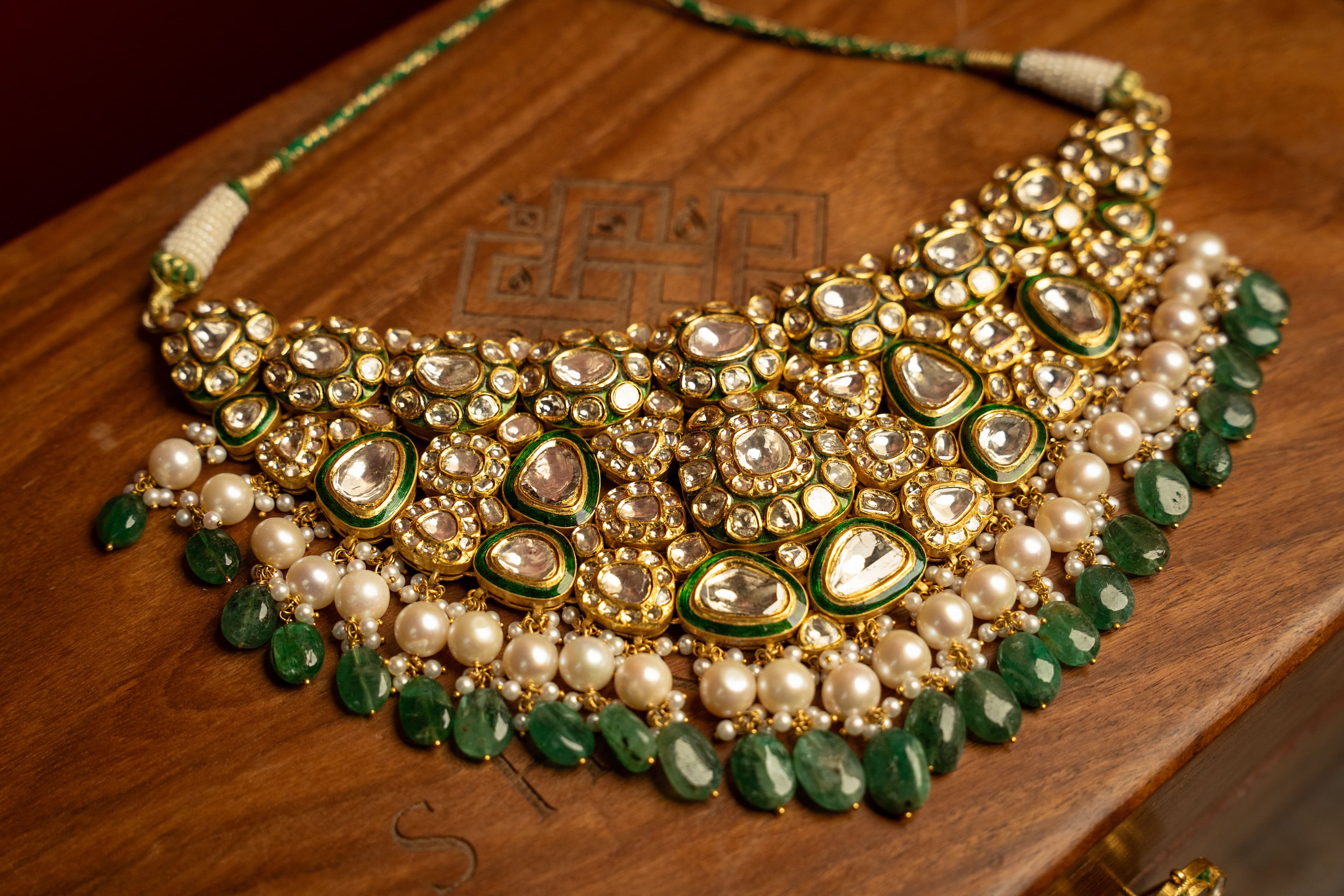 How to Style Heritage Jewellery with Modern Outfits