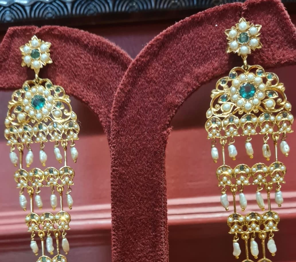 Vintage Moti Panna 